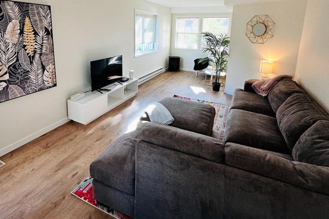 Photo of Livingroom in Okanagan-Similkameen