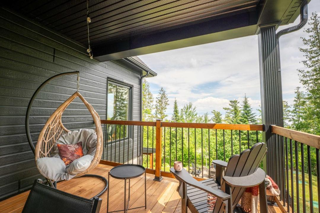 Photo of Patio Balcony in Petite-Riviere-Saint-Francois