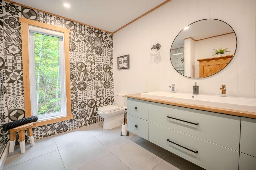 Photo of Bathroom in Petite-Riviere-Saint-Francois