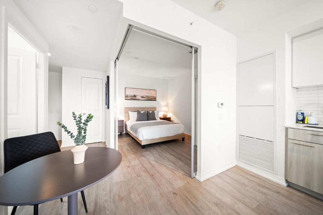 Photo of Bedroom in Garden District