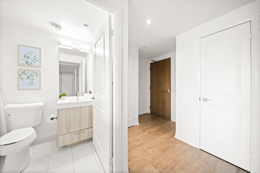 Photo of Bathroom in Garden District