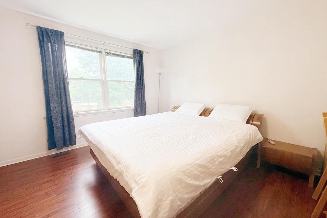 Photo of Bedroom in Thornhill