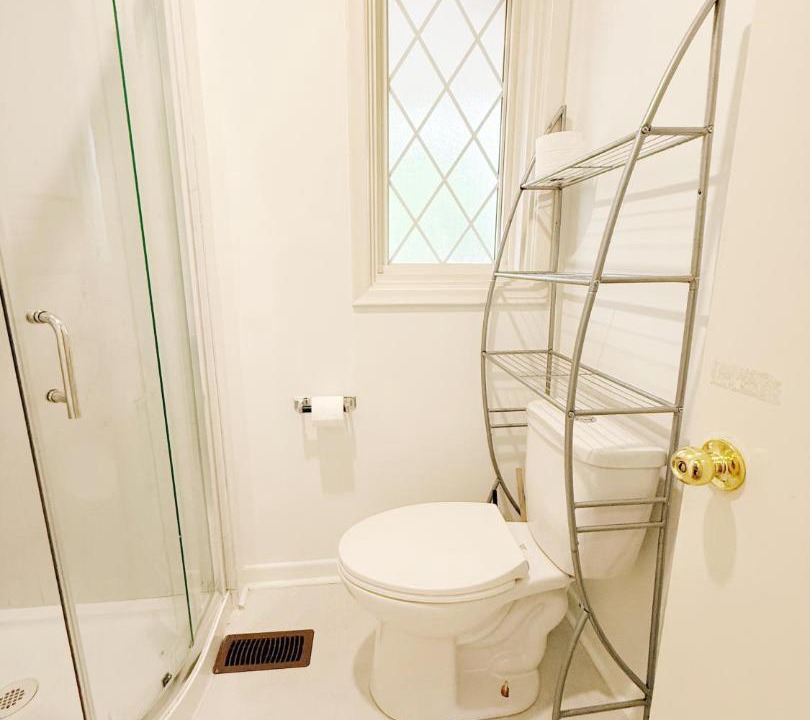 Photo of Bathroom in Thornhill