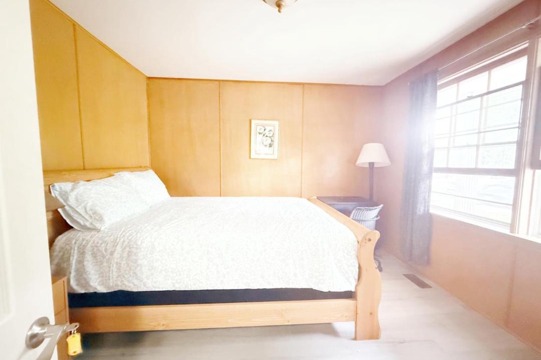 Photo of Bedroom in Thornhill