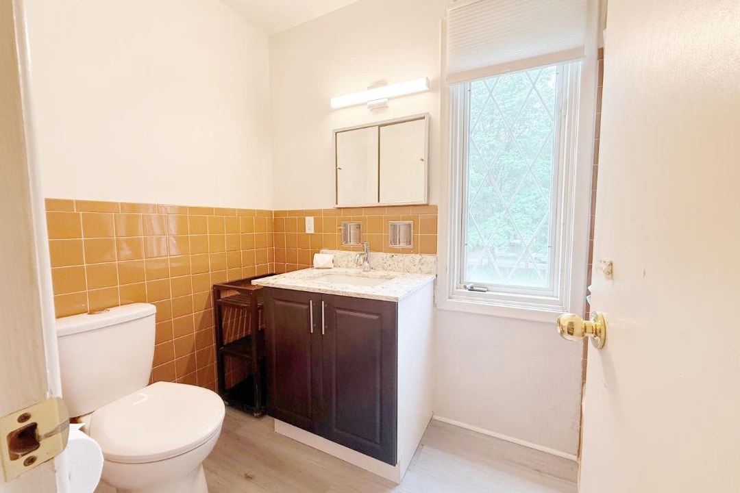 Photo of Bathroom in Thornhill