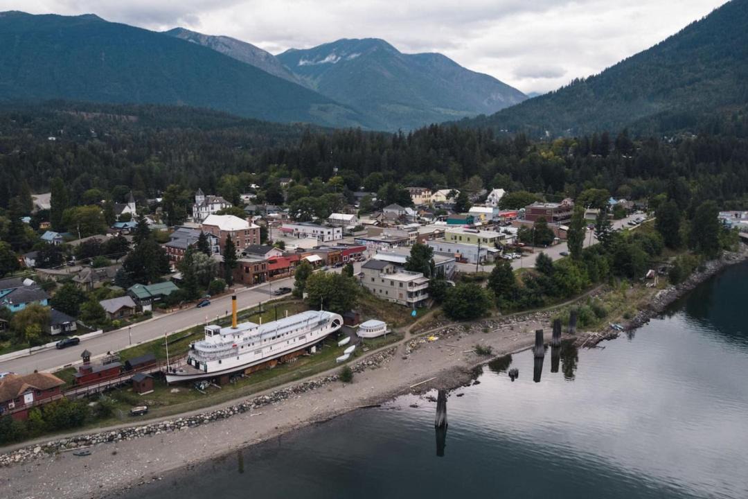 Photo of Others in Kaslo