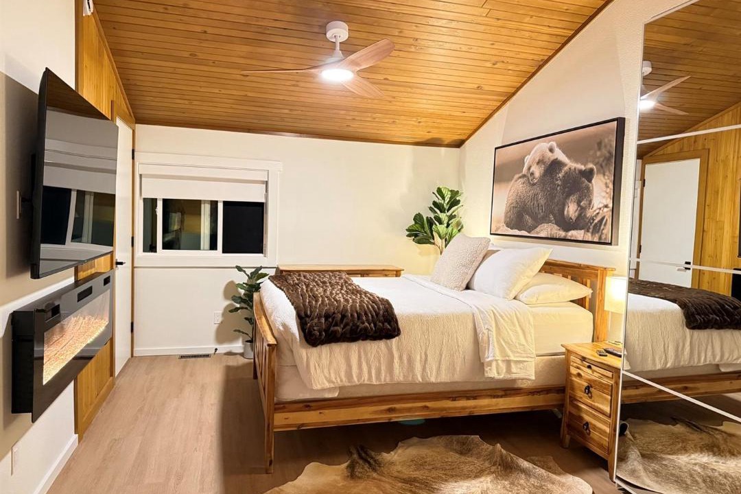 Photo of Bedroom in East Kootenay