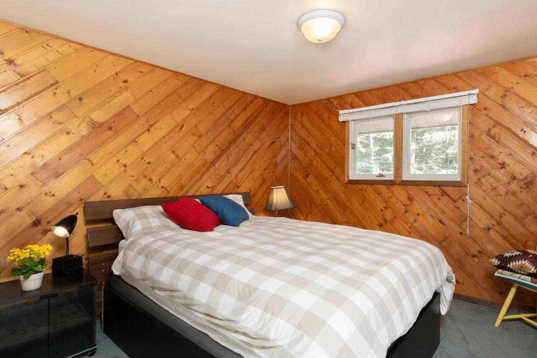 Photo of Bedroom in Sundre