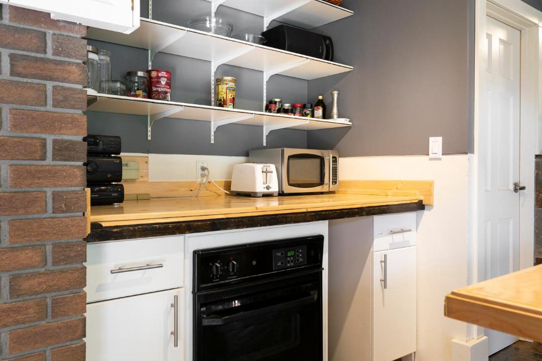 Photo of Kitchen in Sundre