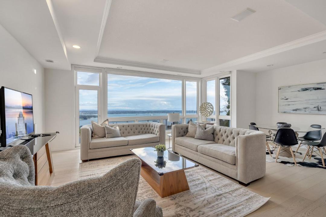 Photo of Livingroom in West Vancouver