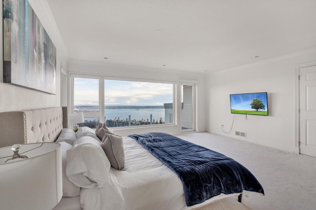 Photo of Bedroom in West Vancouver