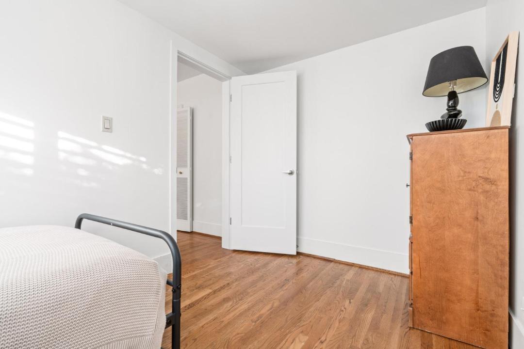 Photo of Bedroom in Oakridge