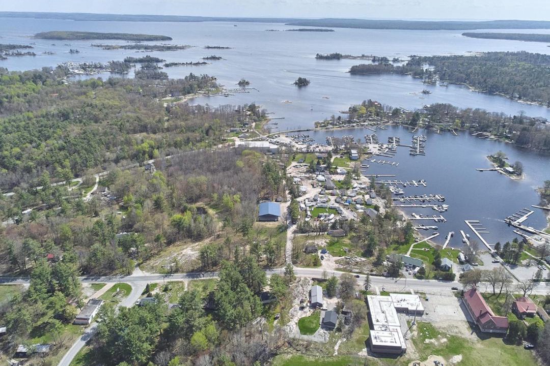 Photo of Others in Honey Harbour