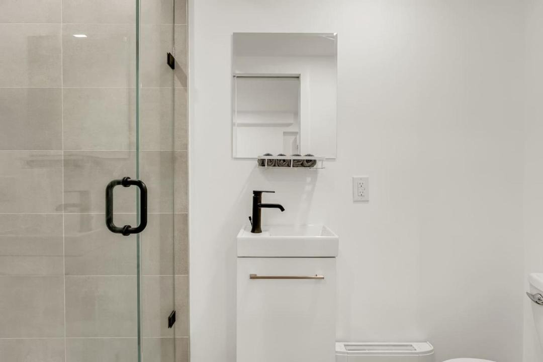 Photo of Bathroom in Beaconsfield Village