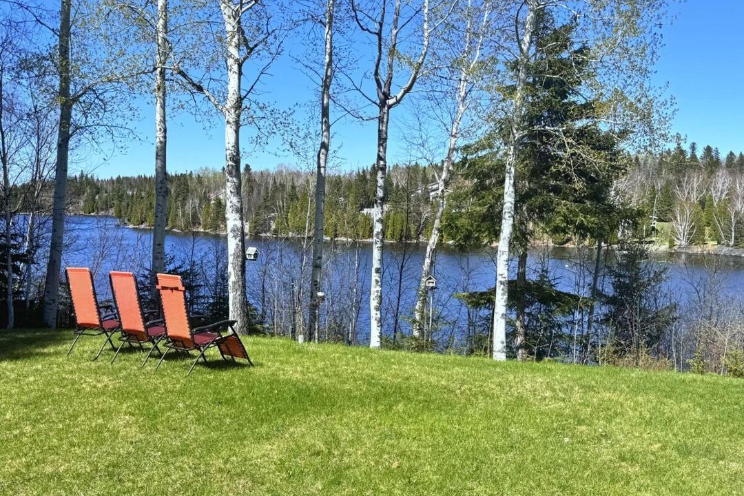 Photo of Others in Alma