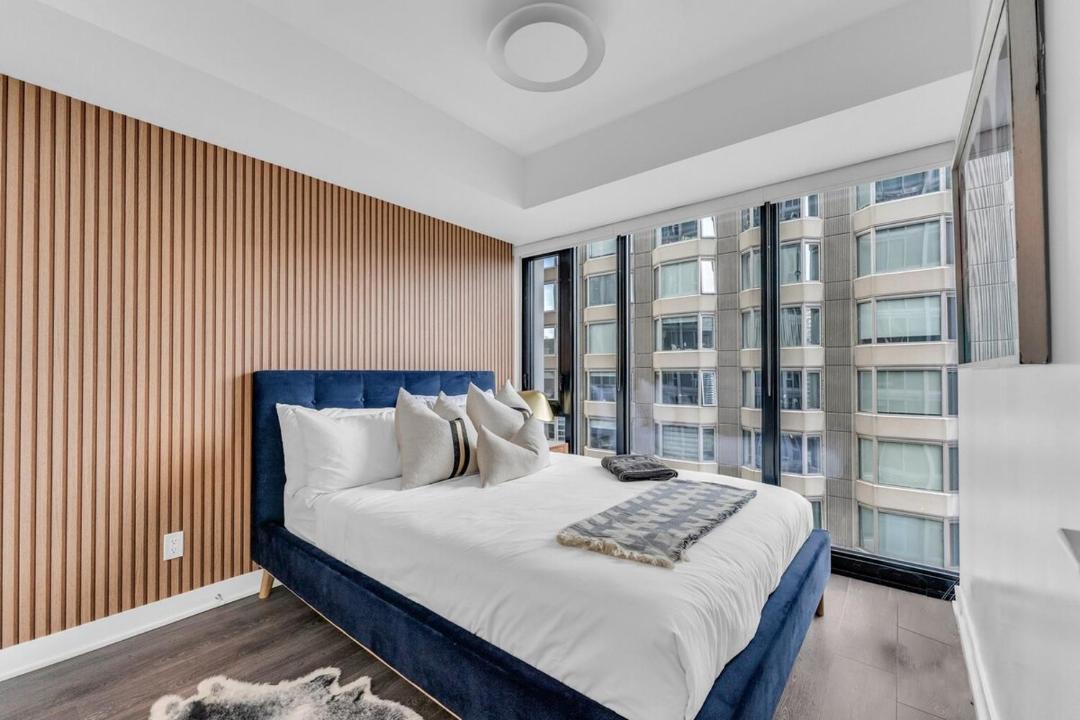 Photo of Bedroom in Bloor-Yorkville