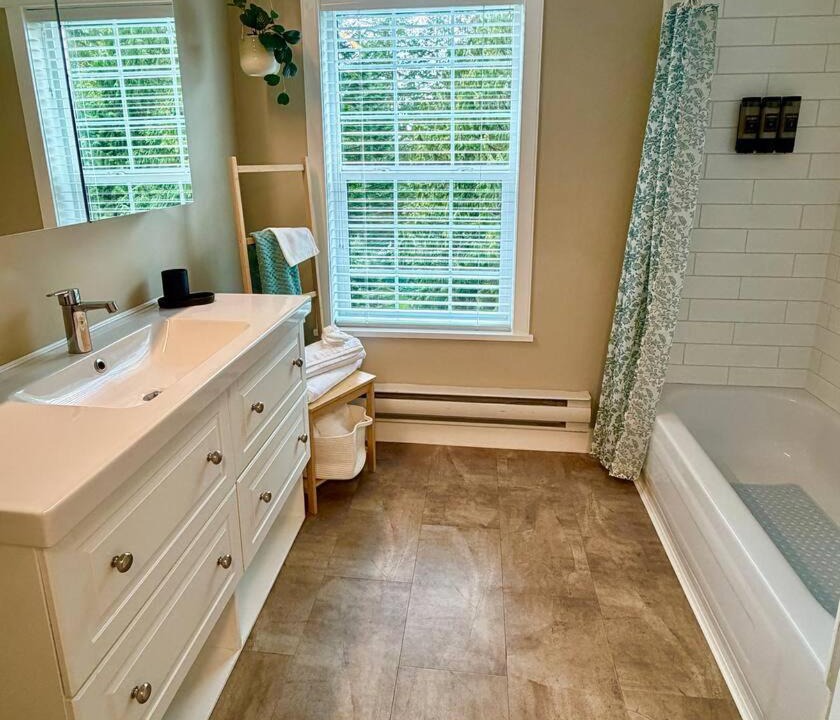 Photo of Bathroom in Anmore