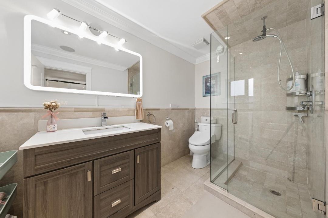 Photo of Bathroom in Steveston