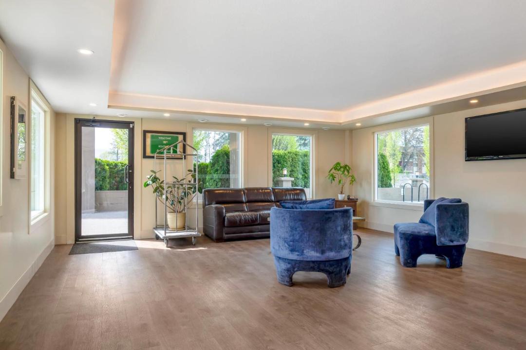 Photo of Livingroom in Central Okanagan