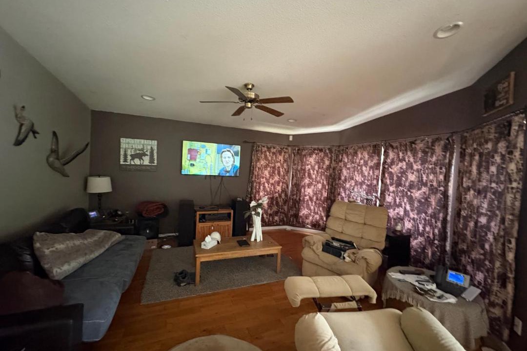 Photo of Livingroom in Chase