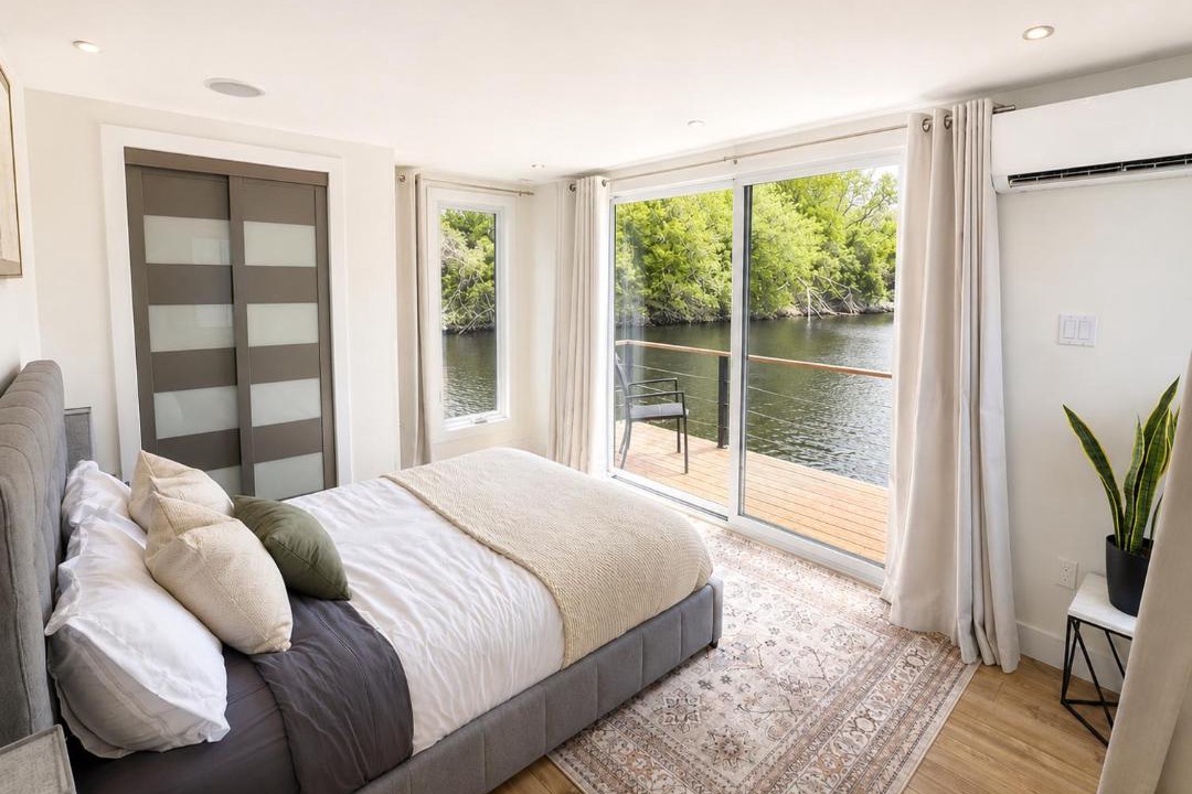 Photo of Bedroom in Mauricie