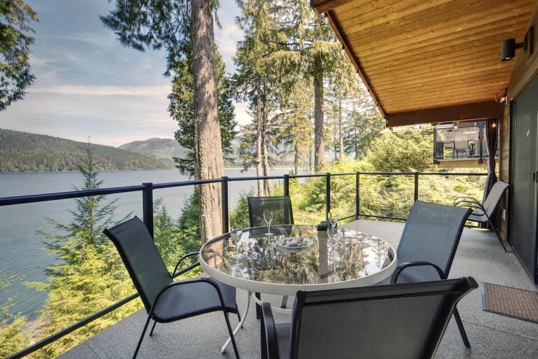 Photo of Patio Balcony in Port Renfrew