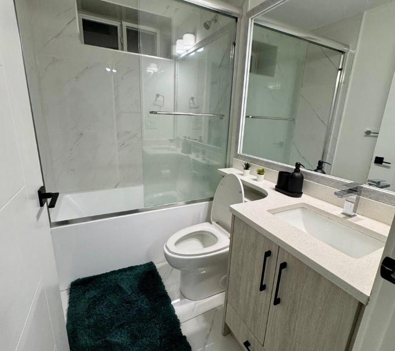 Photo of Bathroom in Sunset