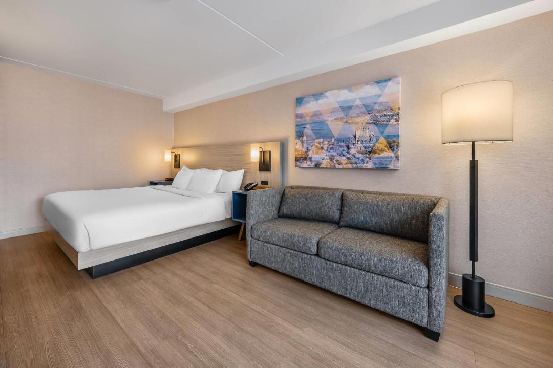 Photo of Bedroom in Ste. Foy