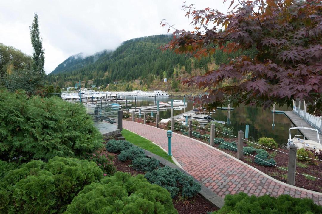 Photo of Others in Sicamous