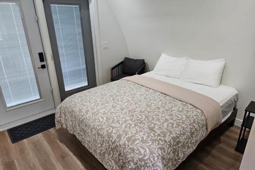 Photo of Bedroom in Port Renfrew