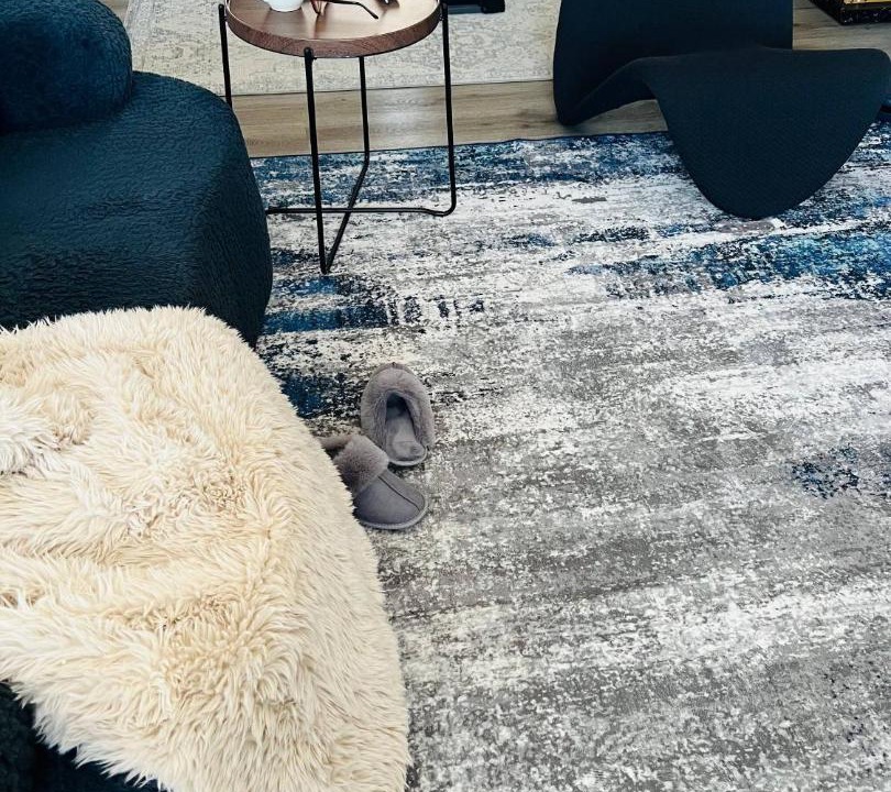 Photo of Livingroom in Southeast Edmonton
