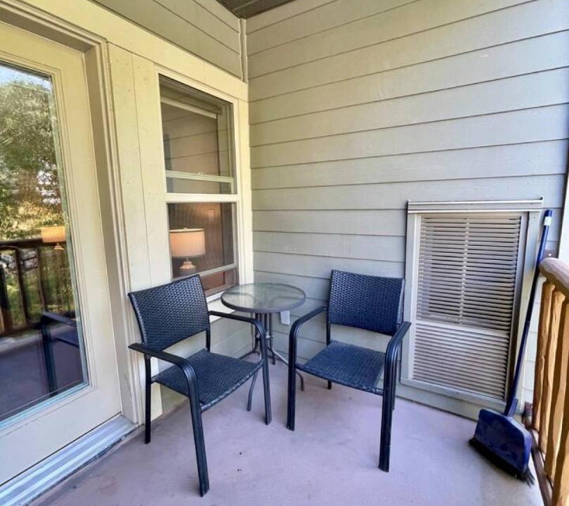 Photo of Patio Balcony in East Kootenay