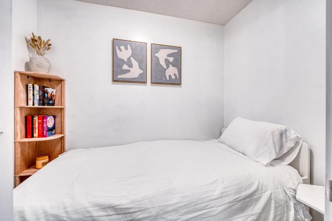 Photo of Bedroom in Crosstown