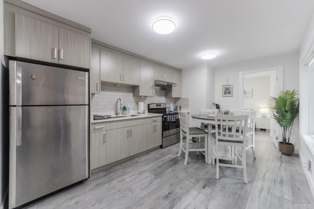 Photo of Kitchen in Surrey