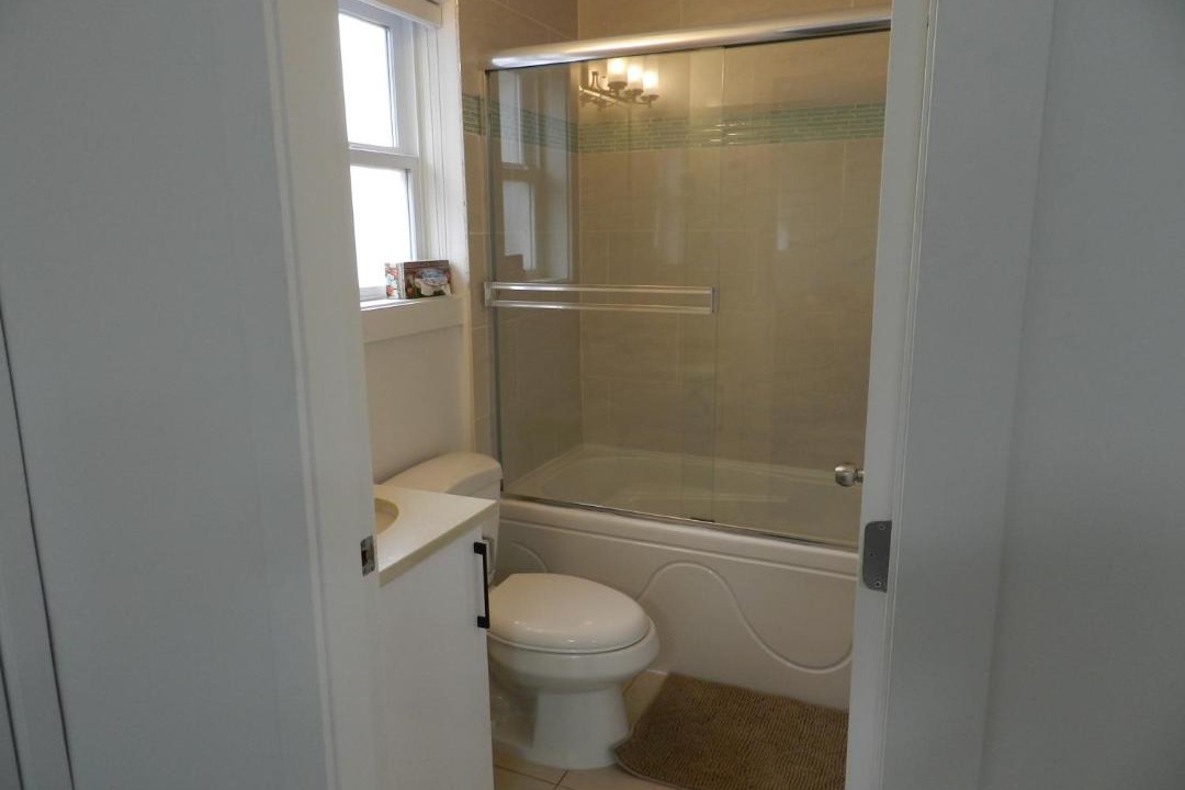 Photo of Bathroom in Renfrew-Collingwood