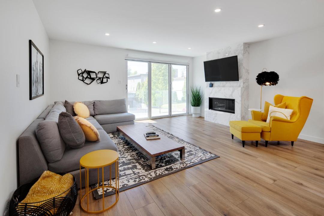 Photo of Livingroom in Fairview