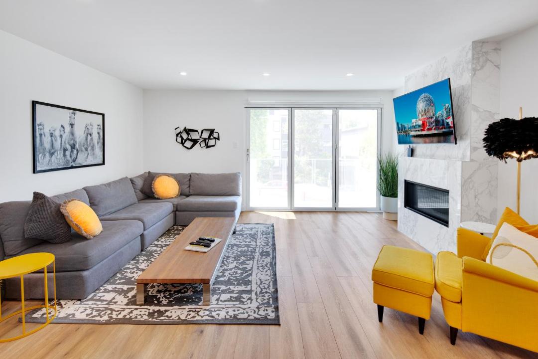 Photo of Livingroom in Fairview