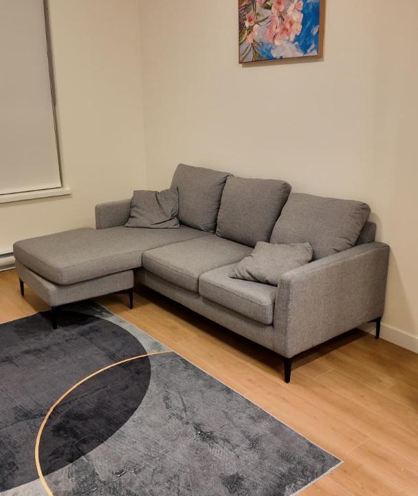 Photo of Livingroom in Guildford