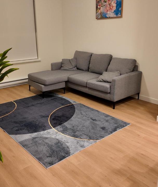 Photo of Livingroom in Guildford