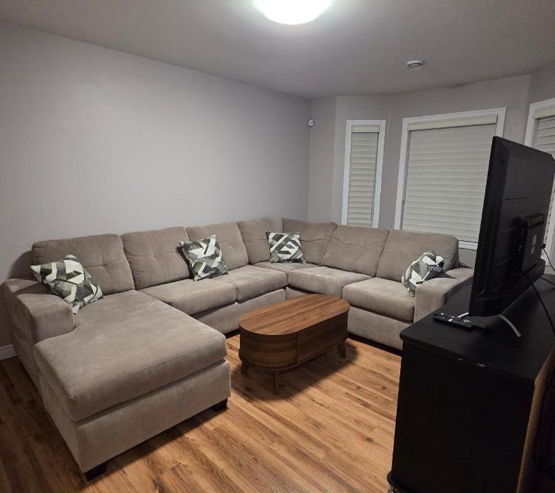 Photo of Livingroom in Terra Nova