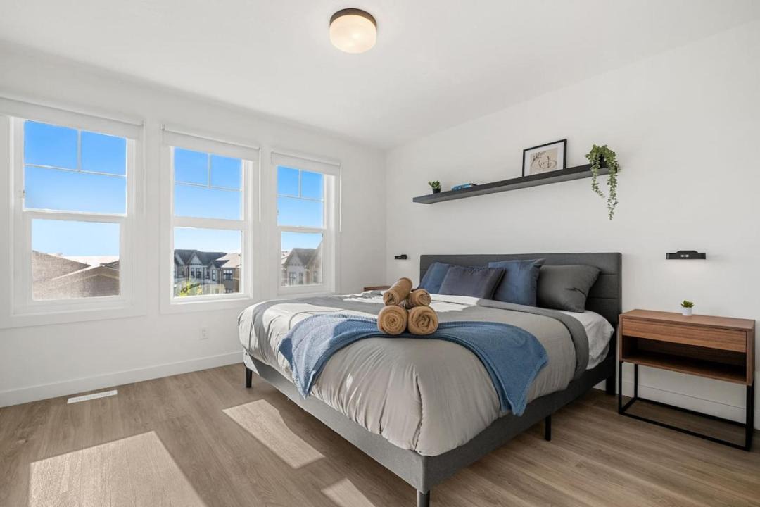 Photo of Bedroom in Springbank Hill