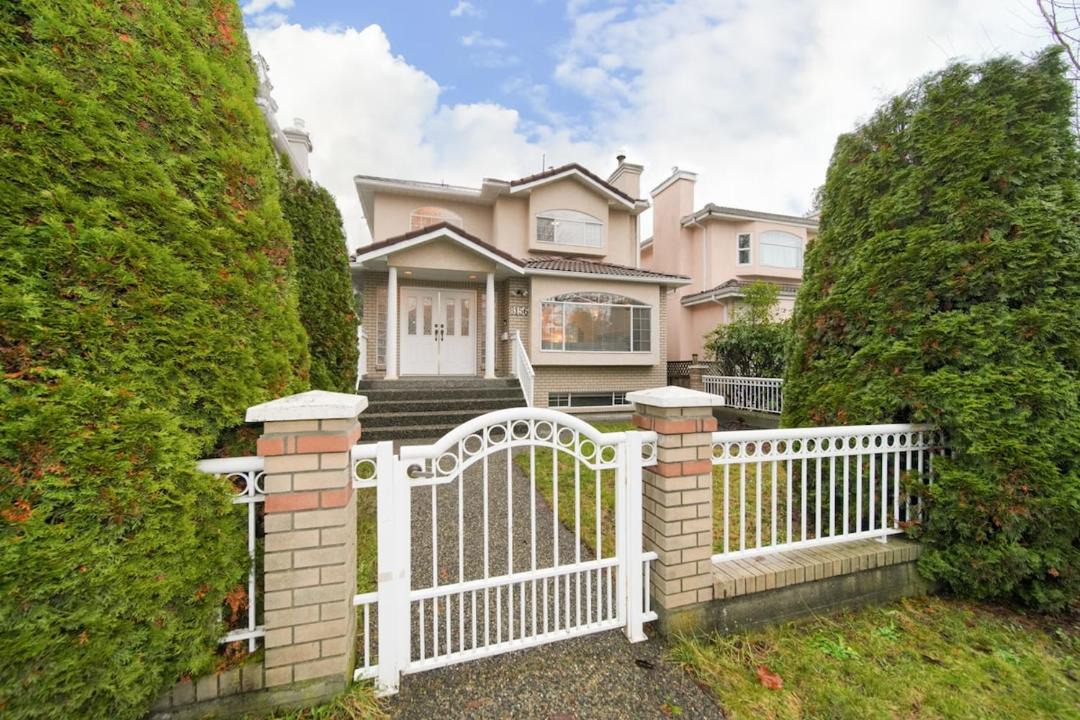 Photo of Others in Marpole