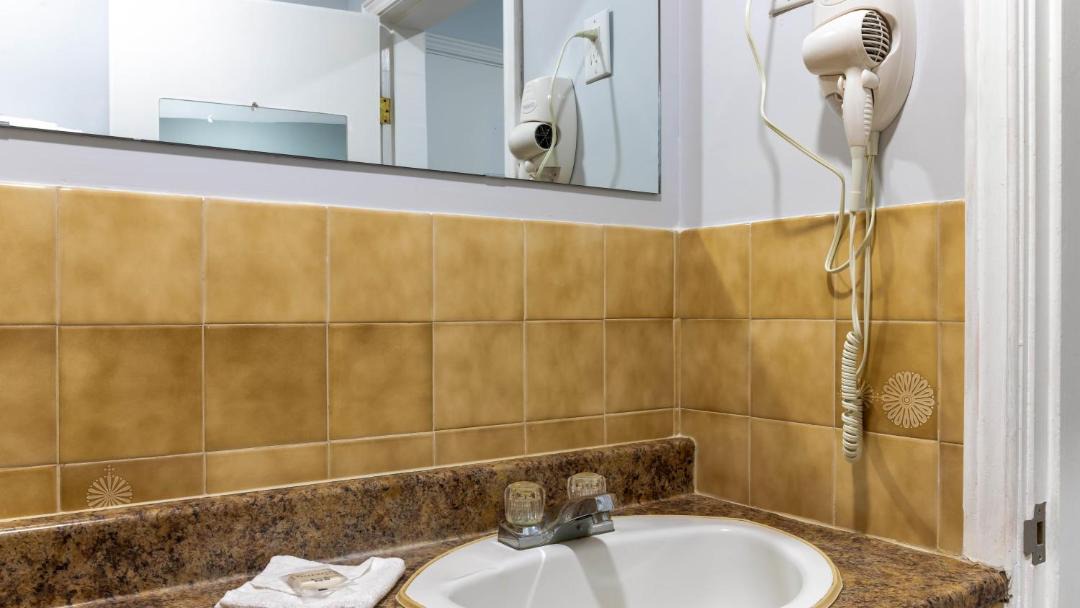 Photo of Bathroom in Cornwall
