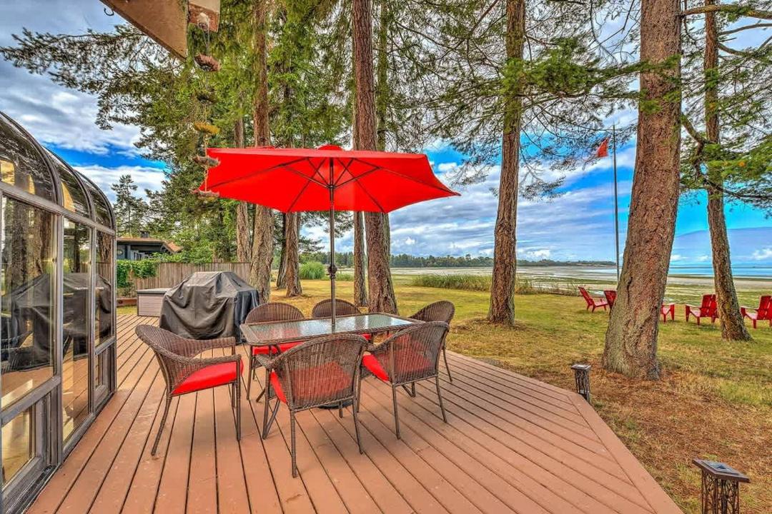 Photo of Others in Comox