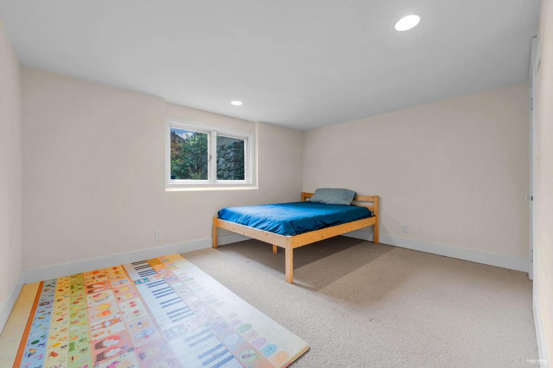 Photo of Others in Hollyburn