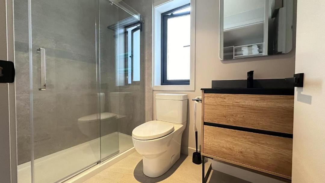 Photo of Bathroom in Arbutus Ridge