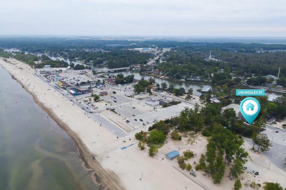 Photo of Others in Wasaga Beach