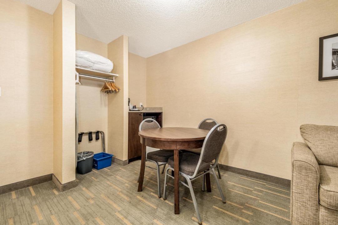 Photo of Others in South Lethbridge