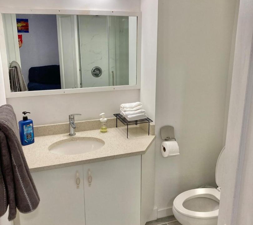 Photo of Bathroom in Sunset