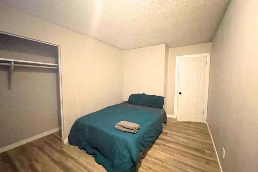Photo of Others in West Edmonton